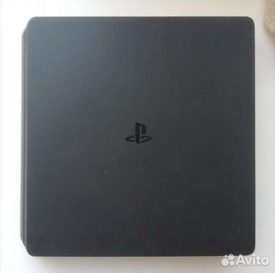 Прошитая Sony PS4, Slim, 30+ игр, 2 геймпада