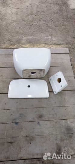 Бачок для унитаза бу