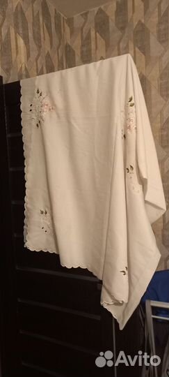 Скатерть б/у