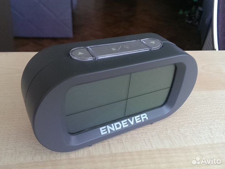 Часы-будильник