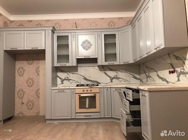 Сборщик мебели кухни и переезды