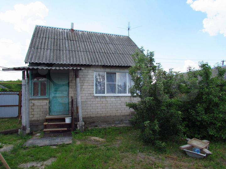 Дом 29,9 м² на участке 40 сот.