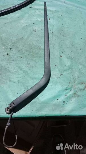 Поводок заднего дворника фрилендер 1