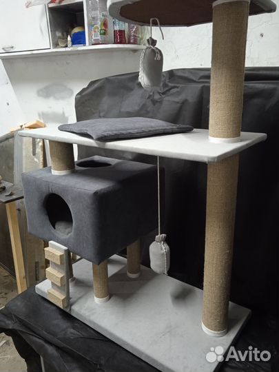 Домик с когтеточкой