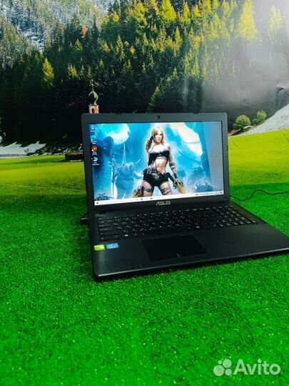 Очень мощный ноутбук Asus для игр и работы