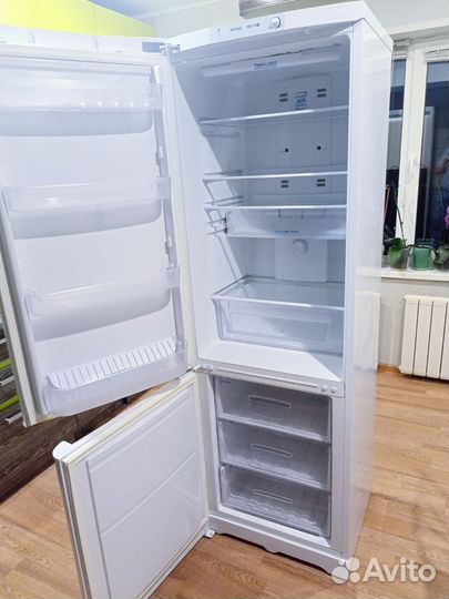 Холодильник бу indesit