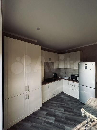 1-к. квартира, 45 м², 10/17 эт.