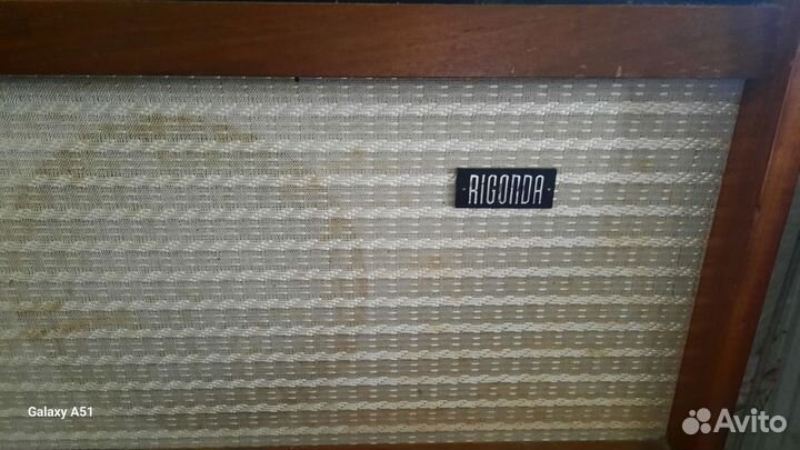 Радиола ригонда 102