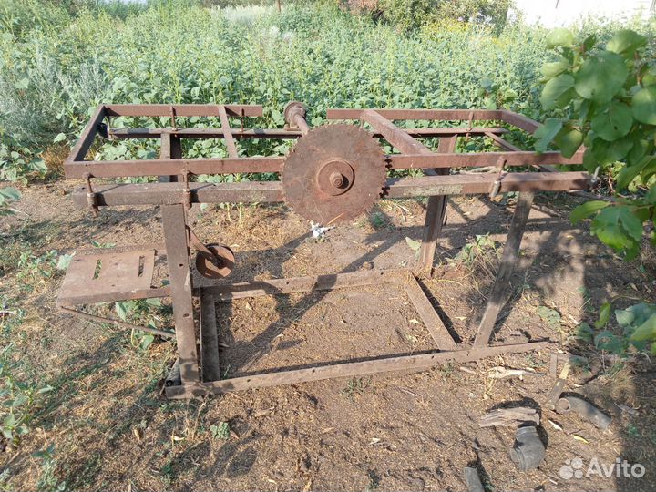 Циркулярный стол