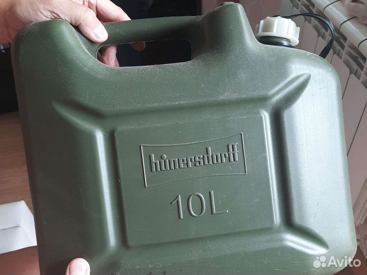 Канистра пластиковая 10 литров