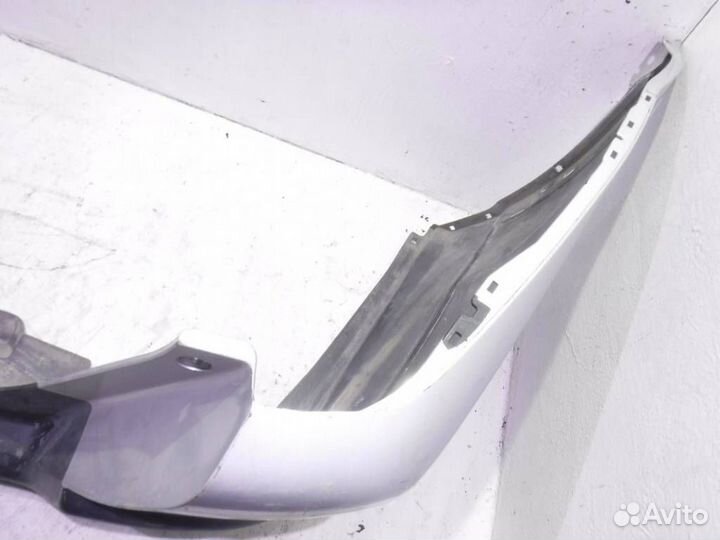 Бампер задний Ниссан