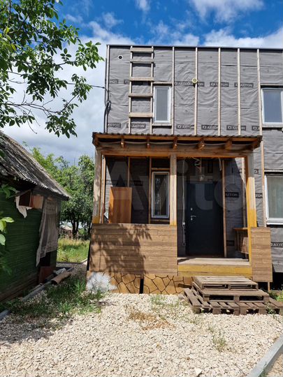 Дом 140,1 м² на участке 5,7 сот.