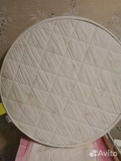 Матрас в круглую кроватку