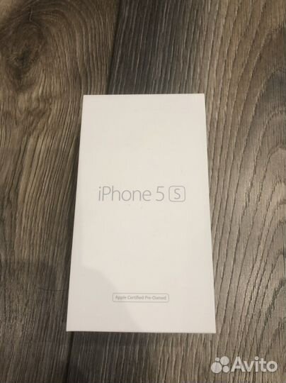 Коробка от iPhone