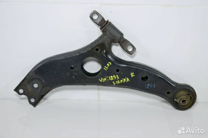 Рычаг нижний передний правый Toyota Sienna 2 3.3