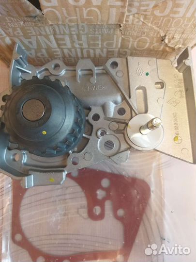 Помпа renault logan
