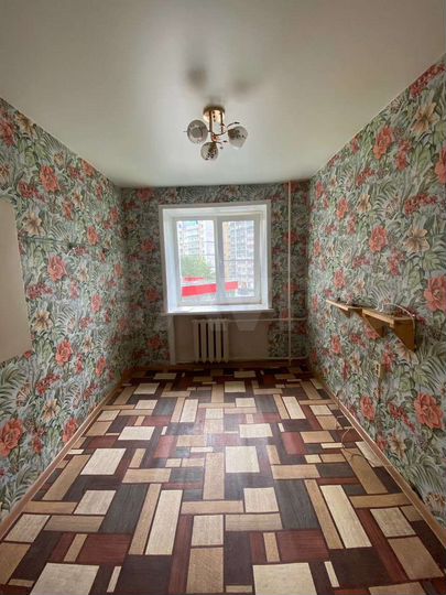 Комната 10 м² в 6-к., 3/5 эт.