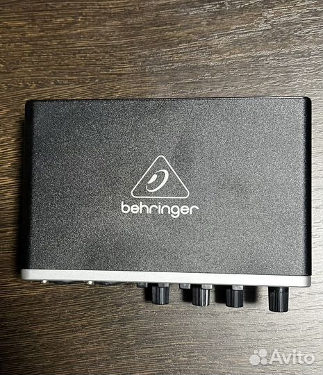 Аудиокарта Behringer U-phoria