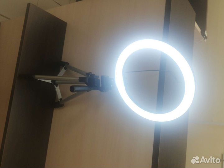 Кольцевая лампа