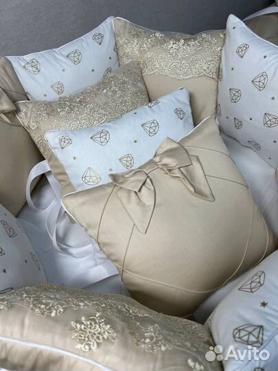 Комплект в кроватку для новорожденных