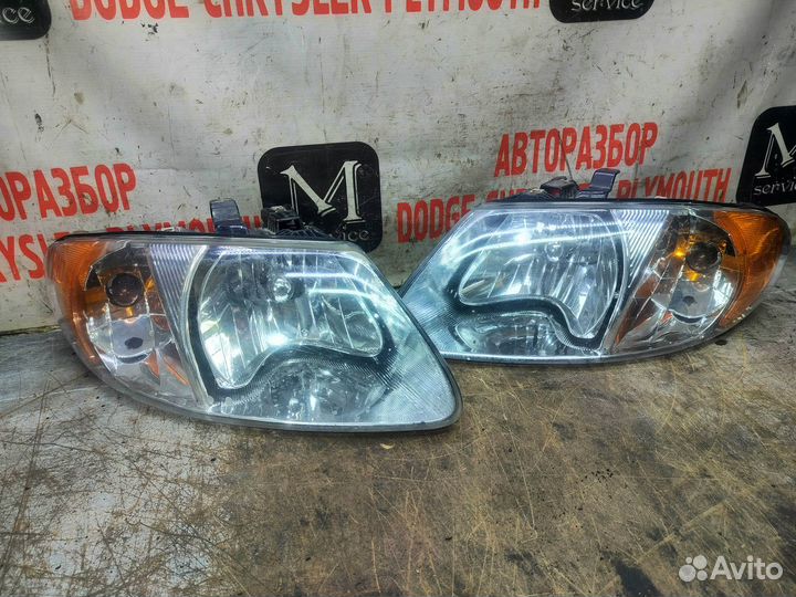 Фары на Dodge Caravan 4 и Chrysler Voyager 4