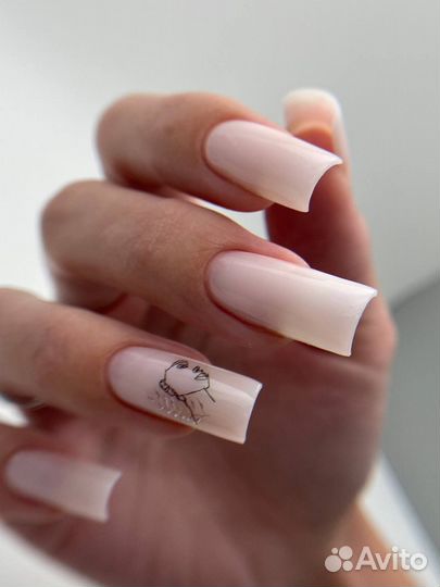 Мастер маникюра