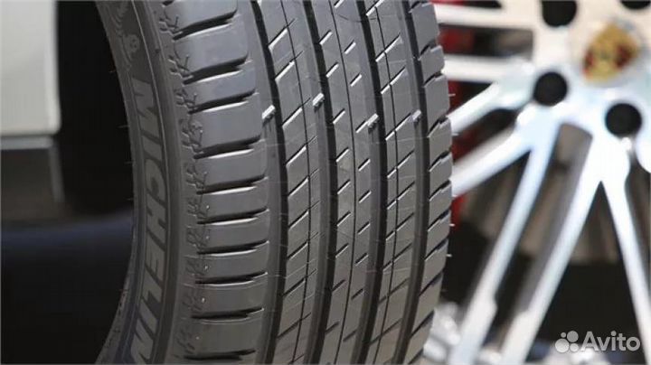 Michelin Latitude Sport 3 265/50 R19