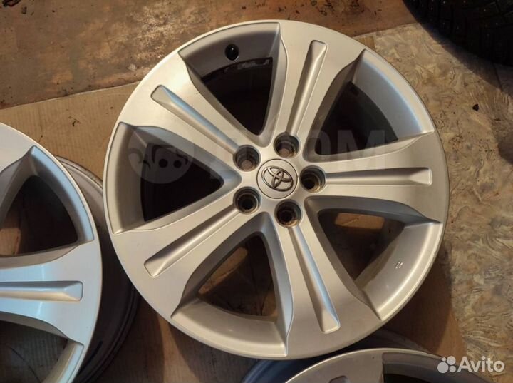 Диски Toyota R19 5x114,3 цо 60,1 мм. оригинал