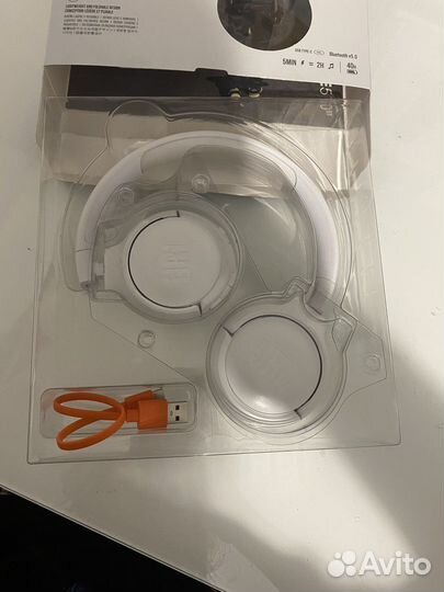 Беспроводные наушники jbl