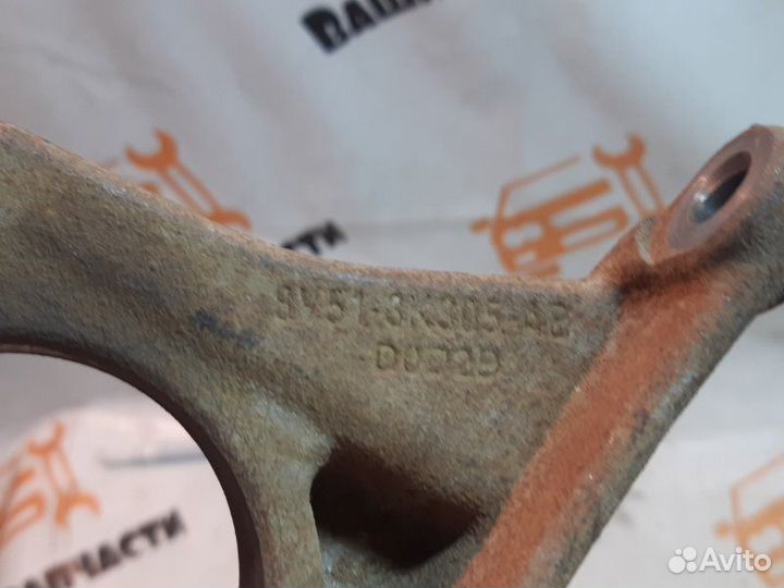 Кронштейн промежуточного вала Ford Focus 2