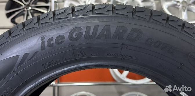 Yokohama Ice Guard SUV G075 235/60 R18 107Q