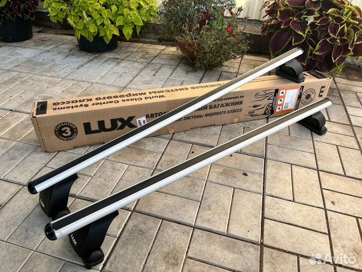 Универсальный автомобильный багажник Lux