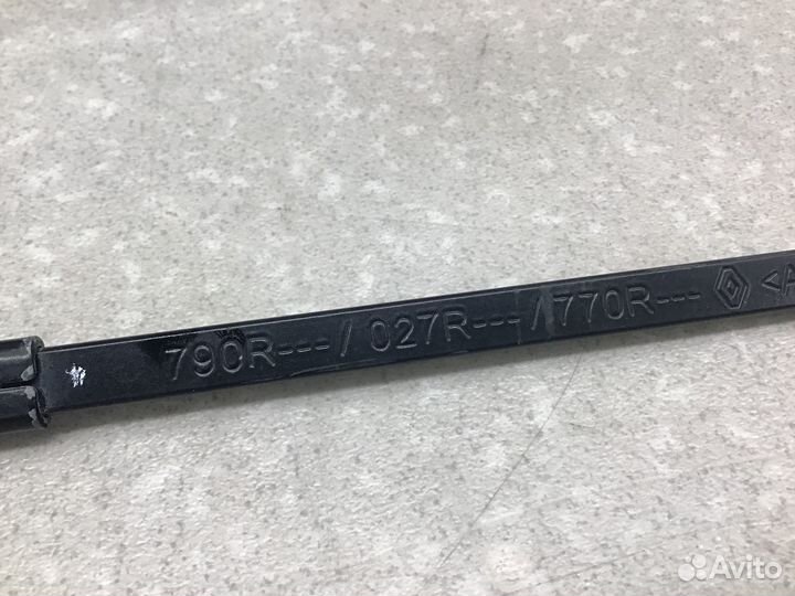 Поводок стеклоочистителя передний левый Renault Sa