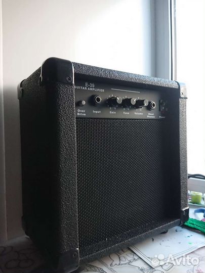 Комбусилитель Guitar amplifier E39 15W