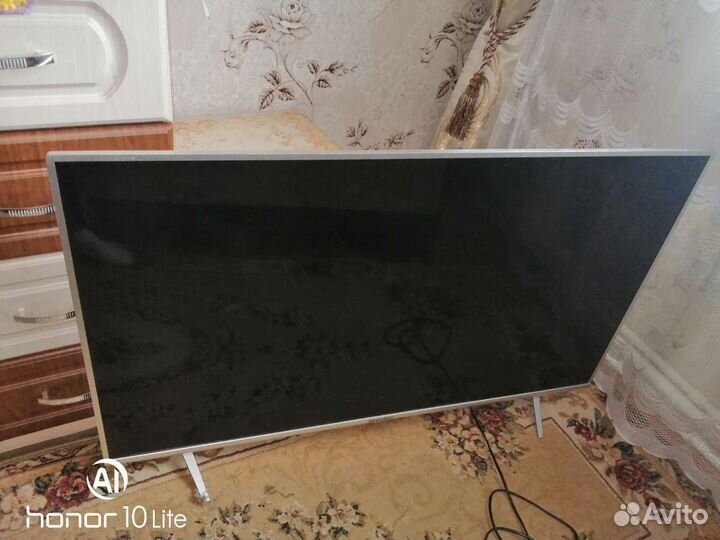 Телевизор на запчасти