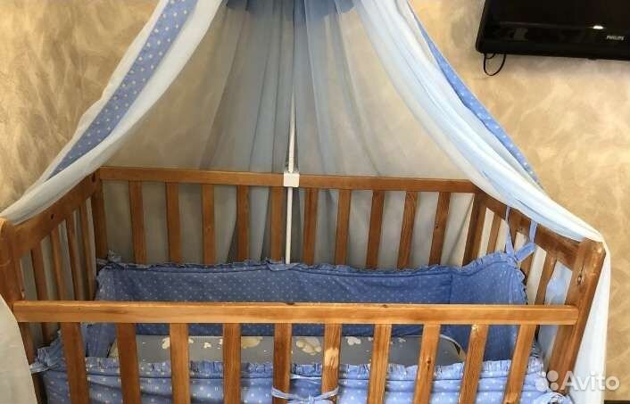 Детская кроватка
