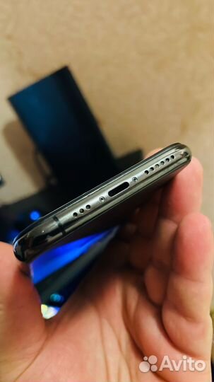 iPhone 11 Pro, 64 ГБ