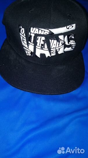 Бейсболка Vans