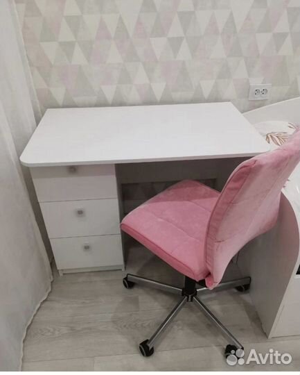 Стол Умка (без надстройки) ширина 1000 мм прав/лев