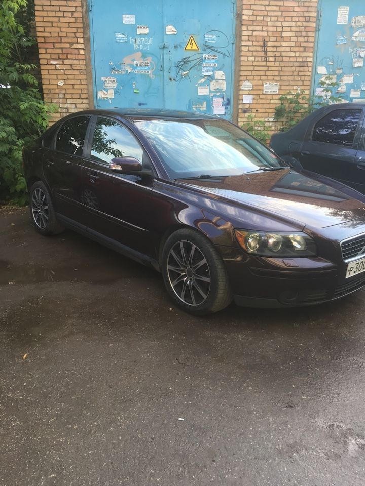Volvo S40: фото владельца