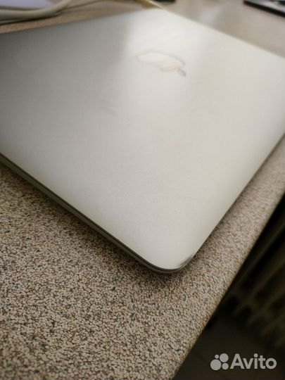 Apple Macbook Air 13