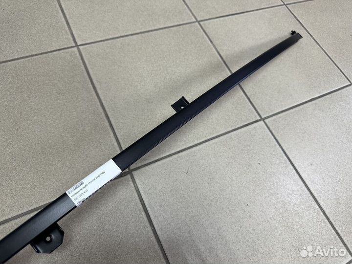 Направляющая заднего правого стекла Tiida Тиида