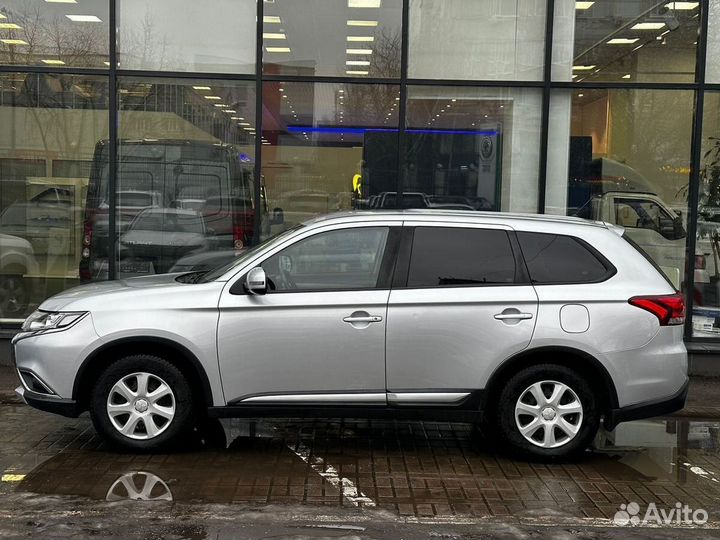 Mitsubishi Outlander 2.0 CVT, 2016, 125 156 км