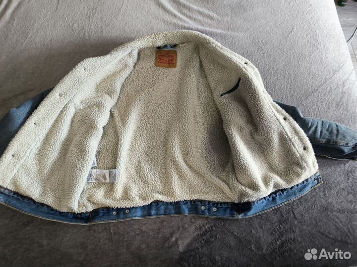 Джинсовая куртка Levis