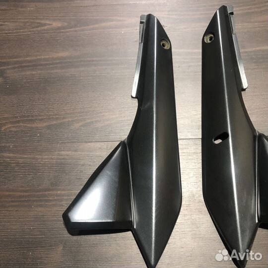 Боковой пластик для Suzuki GSF1200 Bandit 01-06