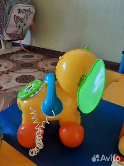 Развивающие игрушки для малышей пакетом