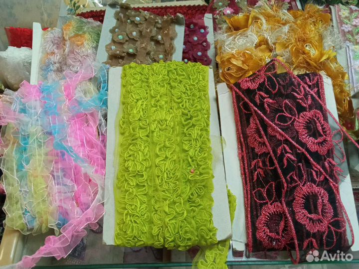 Тесьма кружевная