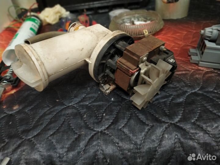 Насос сливной Вятка-Автомат/Катюша/Аленка