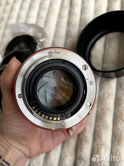 Объектив Sony50mm 1,4/Зарядка SonyA58/сумка