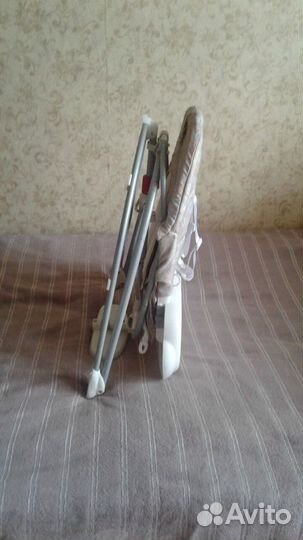 Стульчик для кормления Happy Baby Steven